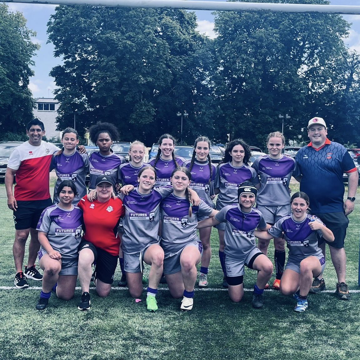 Proud of our Broncos U16 Girls joining forces with players from <a href="/BrentwoodRLFC/">Brentwood RLFC “The Eels”</a> to compete in the <a href="/TheRFL/">Rugby Football League</a> Futures tournament

We finished in the no.1spot - but most happy that we put into action the things we’ve been working on in training.

#womensrugbyleague #wearelondon🏉