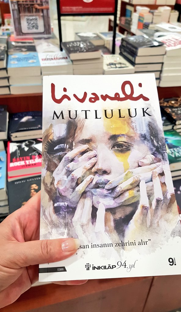 Aysun08416817's tweet image. En sevdiğim yerdeyimm..
O zaman yenilenelim..✌🏼📚
#booktime