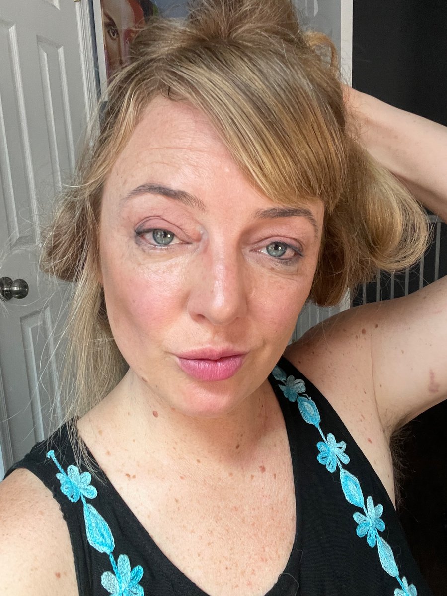 DominaVontana's tweet photo. Every man needs a #Domiantrix spent my life single def not monogamous and I have loved and I have lived fully on both sides of the line - vanilla/kink, BDSM/FSSW and I am telling you ain’t a man alive doesn’t enjoy 1 a woman taking control 2 a little shit talk 3 a satisfied woman https://t.co/ByQlxep8Bn