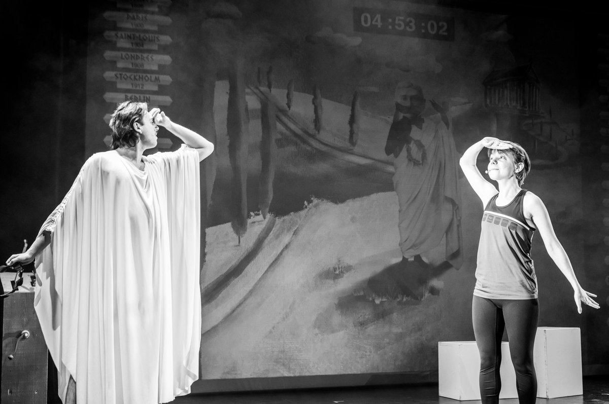 Super moment de théâtre <a href="/Issylesmoul/">Ville d'Issy-les-Moulineaux</a> pour toute l’histoire des jo en 2024 secondes merci <a href="/ASantini_Issy/">André Santini</a> pour sa présence.