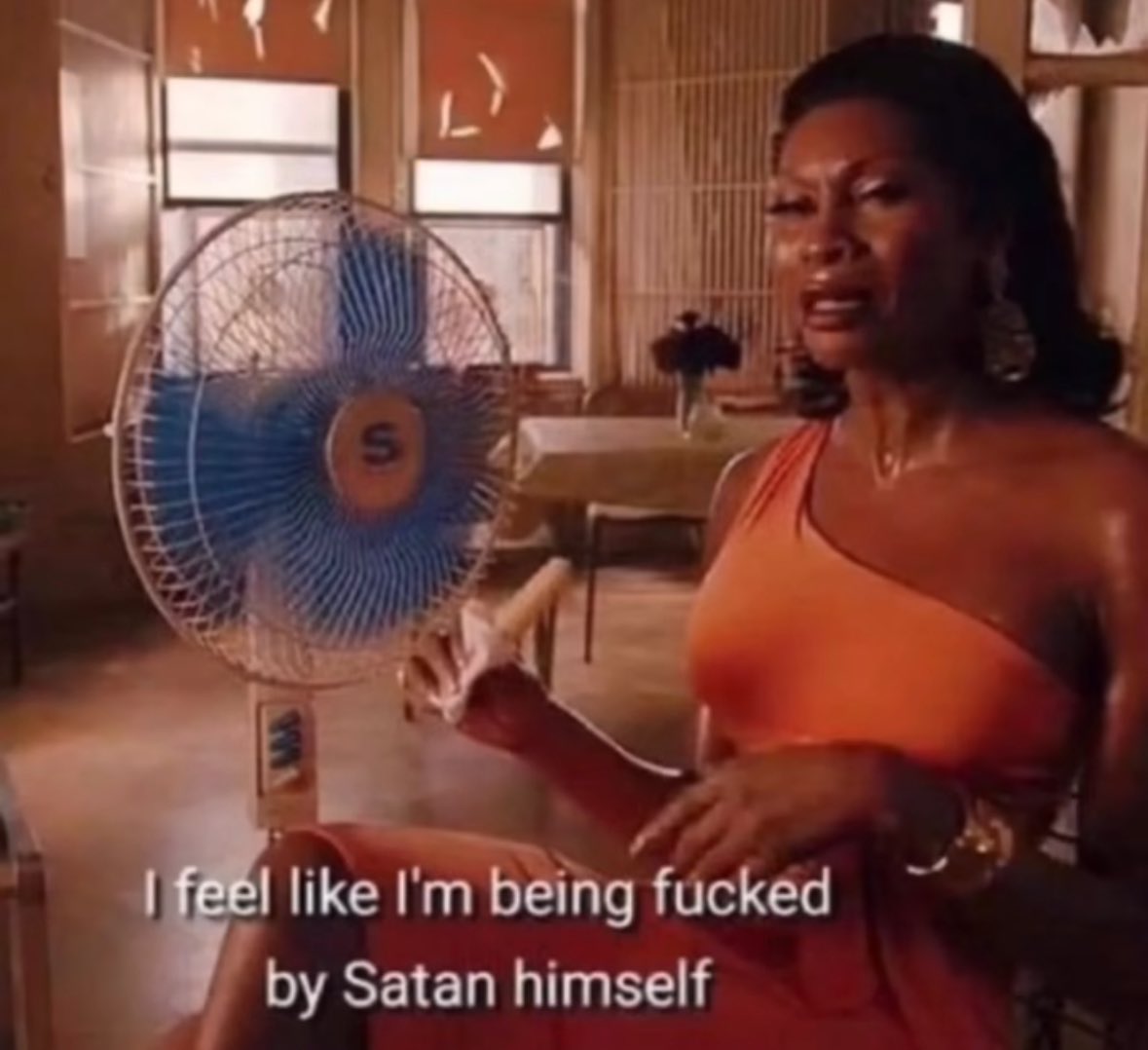 queensofbravo's tweet photo. Today’s weather: https://t.co/FoKBDoe94p
