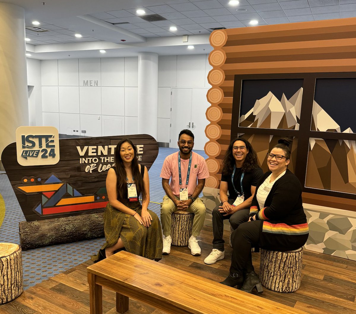 Sebasualto's tweet image. What a great experience it was to present today @ISTEofficial #ISTELive24!! Our participants were wonderful to talk to! I am grateful to my wonderful team for being so INCREDIBLE!! @StarianBlake @MrAhmedGaming @sayuri_neko @DigitalPromise #PlaceBasedLearning #ReinventTheClassroom