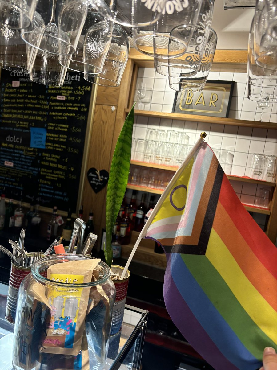 Kiera__Marshall's tweet photo. Was great to see Cardiff getting ready for Cardiff Pride!
Sad I wasn't able to attend this year as I've been there a few years running!
Hope everyone had the best time - see you next year!🏴🏳️🌈🏳️⚧️
#GE2024 #Pride #CardiffPride #PrideCymru https://t.co/YBAGuqPd6P