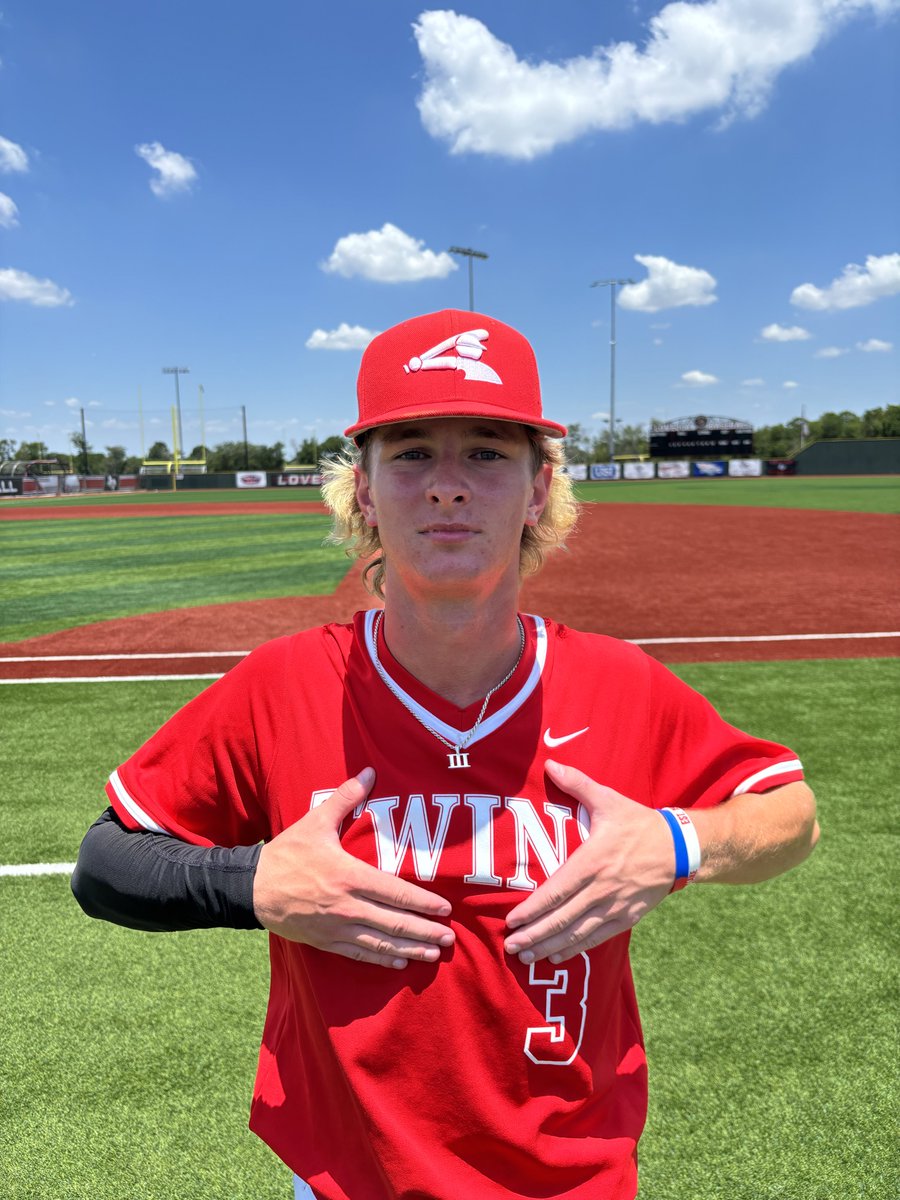 FiveToolTexas's tweet photo. #DFWShowdownSS F: @DFWTwins National 11, Bambinos Baseball Club - Gio 2
PoG: @CharlieW__3 5 IP, 8K, H, 0 ER | 2-2, 2R
Hitter: Alejandro Layton 3-3, 2B, 2 RBI, R https://t.co/djGFo3Z32r