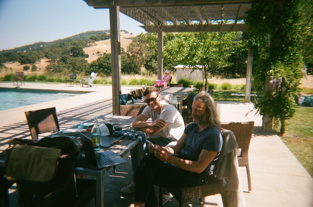 firebirdhq's tweet image. The first Firebird Festival brought @getairchat friends from all over the world to @TimParsa’s ranch to connect, train with my JKD coach Eric Carr, eat some delicious food, enjoy nature, and have good conversations.

Firebird Festivals will serve as a blank canvas for creative…