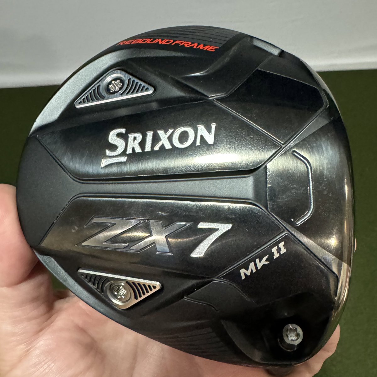 THPGolf's tweet image. ‼️DRIVER GIVEAWAY‼️ 

This @srixongolf ZX7 Mk II driver head used in testing is ready for a new home 😍 

To enter👇
✅ LIKE &amp;amp; RT this post
✅ Tell us what you’d pair with it
✅ FOLLOW @srixongolf and @thpgolf