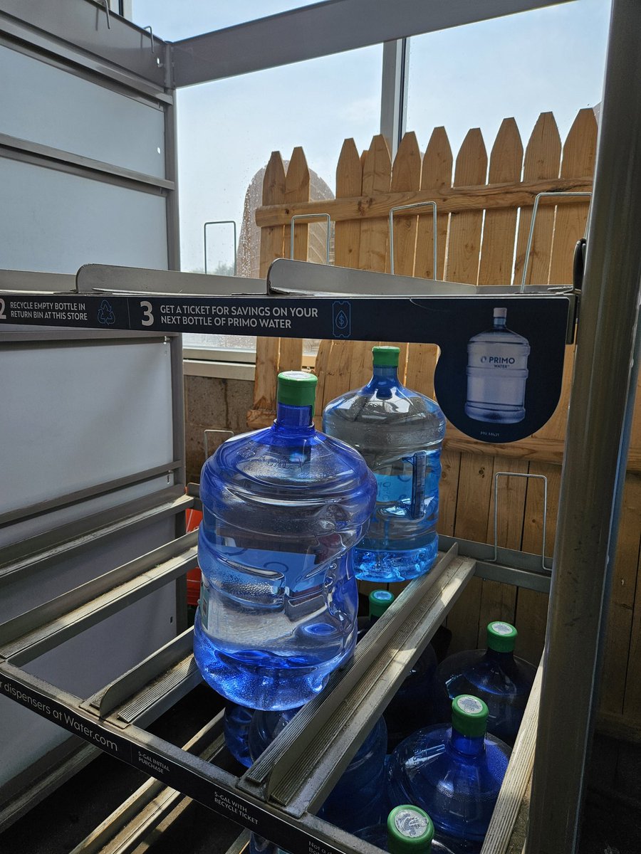 dsayer's tweet image. Right idea, unhealthy execution... Water bottles in sunlight enhance toxicity says NIH. Plz fully shade your product @PrimoWater @HomeDepot @plasticsbeyond pubmed.ncbi.nlm.nih.gov/36925042/ #refillandreuse #stopsingleuseplastic