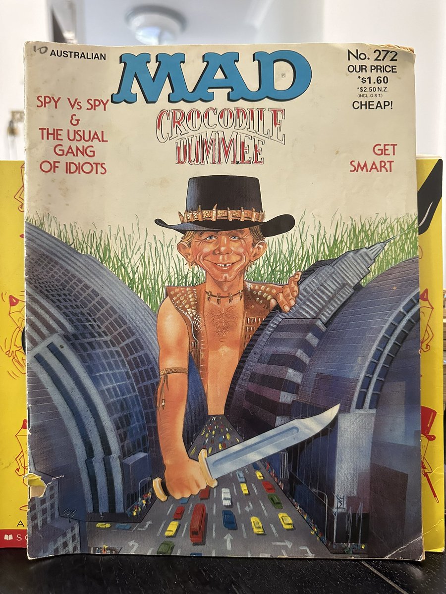 BrokenTreeDist's tweet image. Buy my vintage books!

depop.app.link/gvJbPN0CFKb