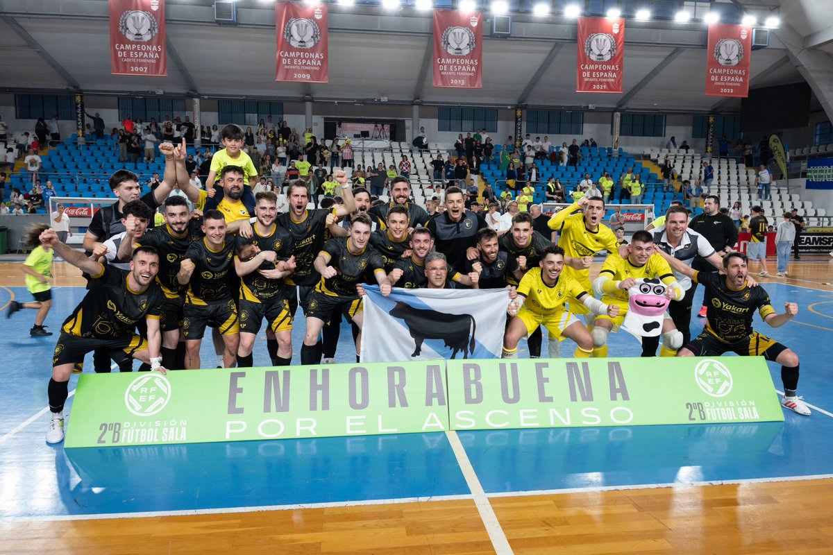 AntonioDiz9's tweet photo. Un año más tarde, objetivo conseguido. Especial de hacerlo juntos y rodeado de todos los nuestros ¡GRACIAS! 🫶❤️ https://t.co/VKZygqygYz