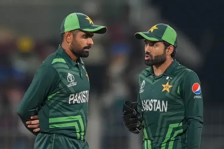 CricFan2000's tweet image. “Babar & Rizwan had no intentions to attack, and played excessive dots”
- Hardik Pandya, India #WC2023
“Babar & Riwan reflected no intent to play aggressive cricket”
- Ali Khan, USA #WC2024