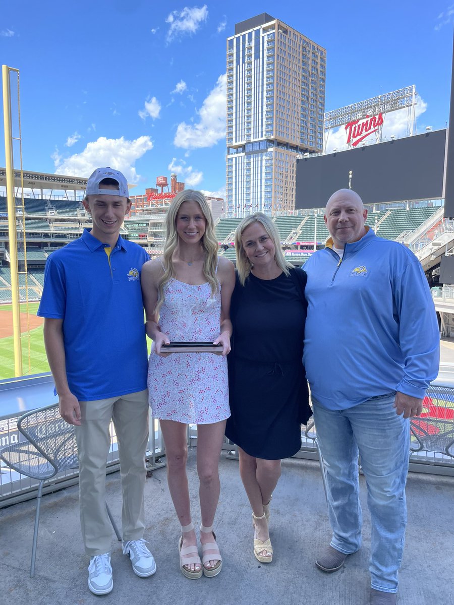 So honored to be named Ms.Softball 2024! I’m so grateful for my family, coaches, teammates, and friends for being by my side every step of the way. And a huge thank you to Minnesota Sports Alliance and the Minnesota Twins for having us!!🤍🤍