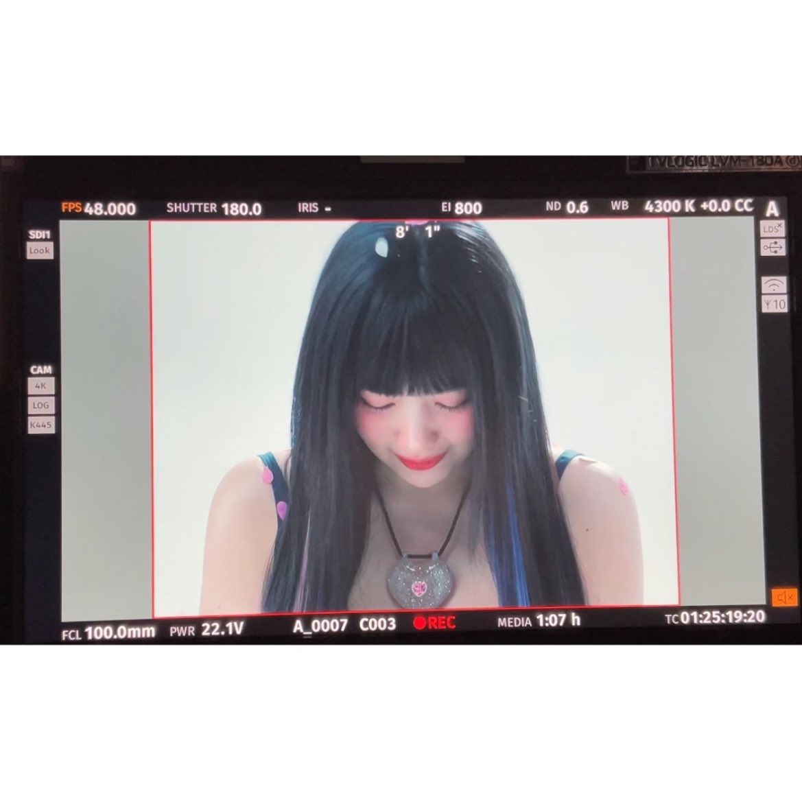 bonesandrv's tweet photo. THERES CRYING IN THE MV???.!.!,!. https://t.co/8mVyRhkbQk