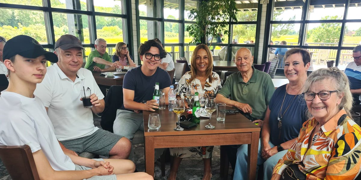 A pleasure to visit <a href="/KingsHillGolf/">Kings Hill Golf Club</a> today for the Sir Henry Cooper Junior Championships 2024 together with <a href="/TMBC_Kent/">Tonbridge and Malling Borough Council</a> Councillors Kim Tanner and Chris Brown and others⛳.