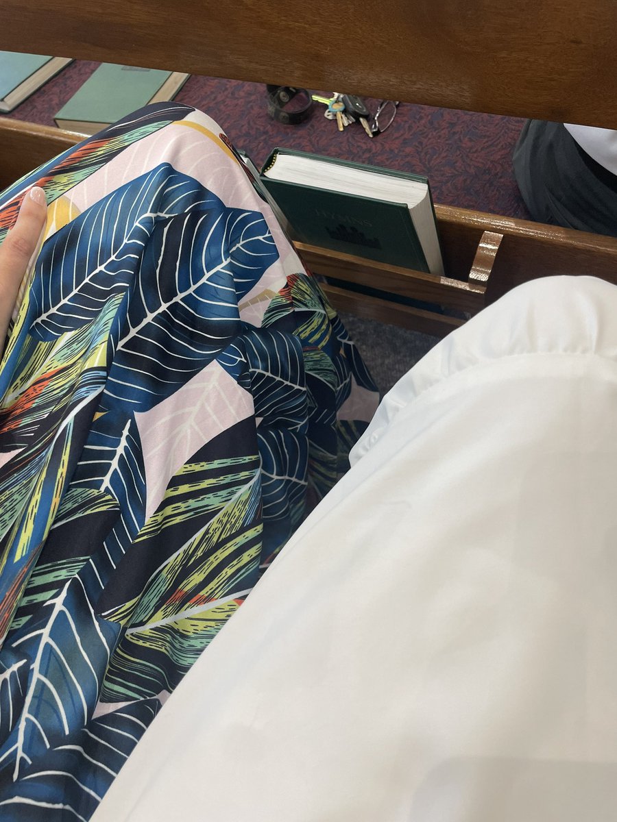 HanerTara's tweet image. Skirt check #LDStwitter