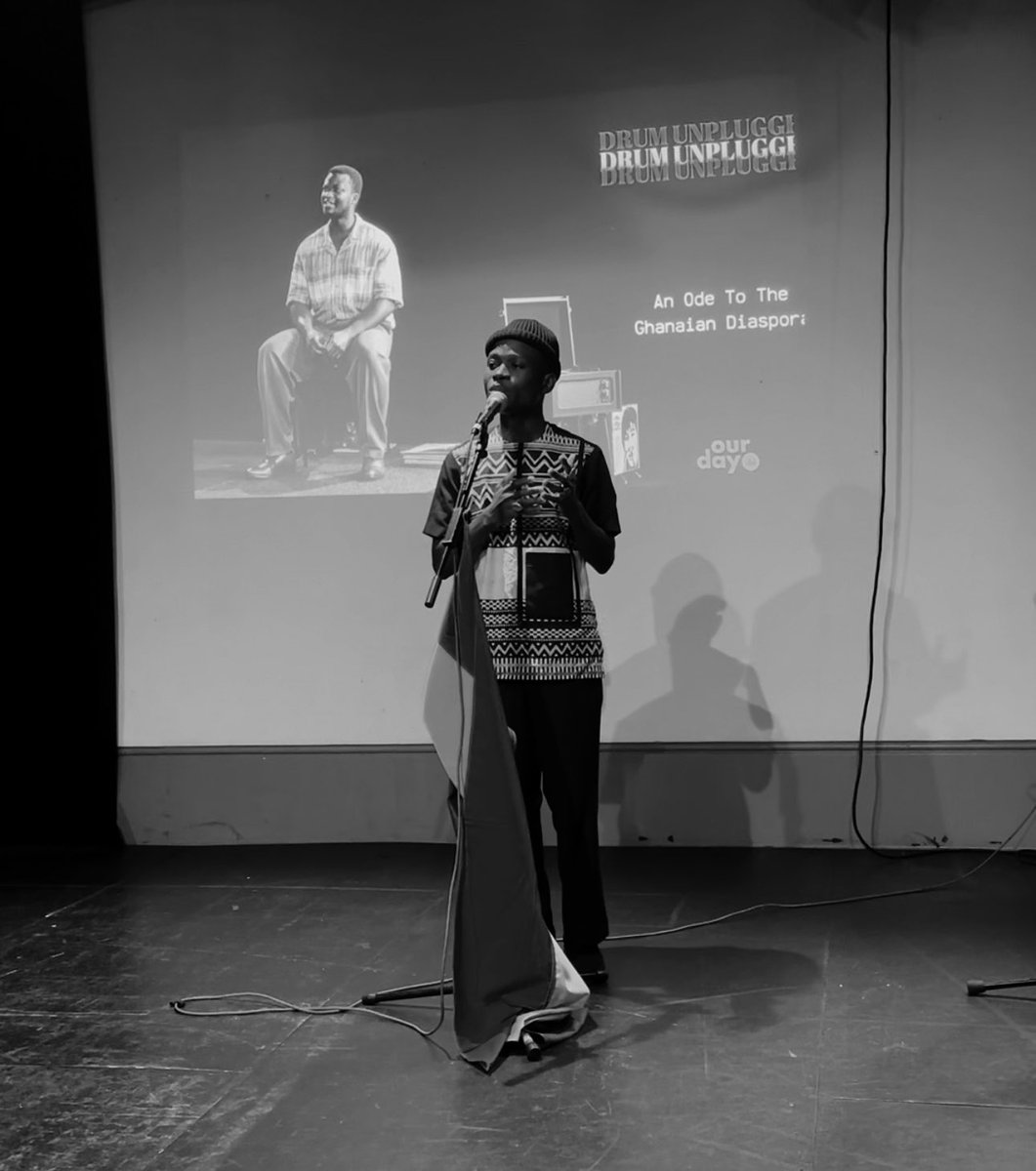 mrpoetivist's tweet image. It was love sharing poetry w/ you, Brighton and London! 

Thank you to @JinnRecords and everyone who made this happen. 

See you another time❤️