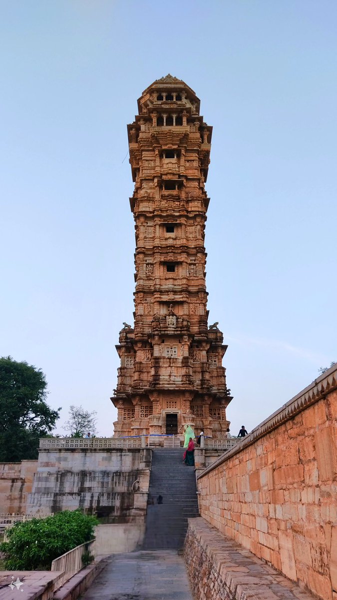 VJSoni02's tweet photo. Mewar 🫀🚩
#vjsoni_clicks
#photography https://t.co/R7ETyzWPIc