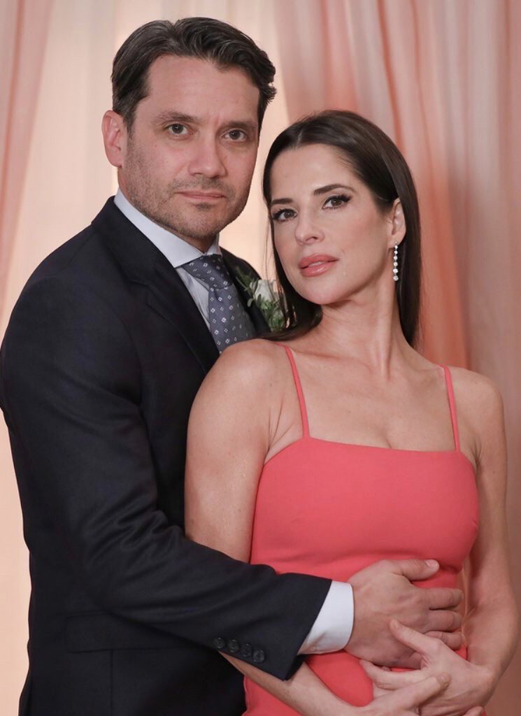 ShirlGCadotte55's tweet photo. We’ve had #Kelly20th and #Dom15th love them🫶💜👏🏽🥰 #Sante would love a storyline for them adventure, romance (love scene) ,family time with all the kids, wouldn’t mind a #MaLiv dinner with the family! #GH @GeneralHospital https://t.co/Y9bz0McQSR