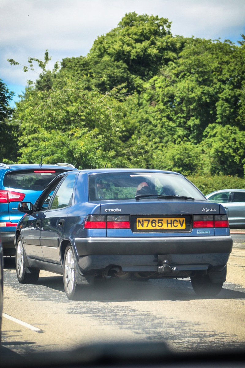 Sam_M_Design's tweet image. When was the last time you saw a Xantia? #weirdcartwt