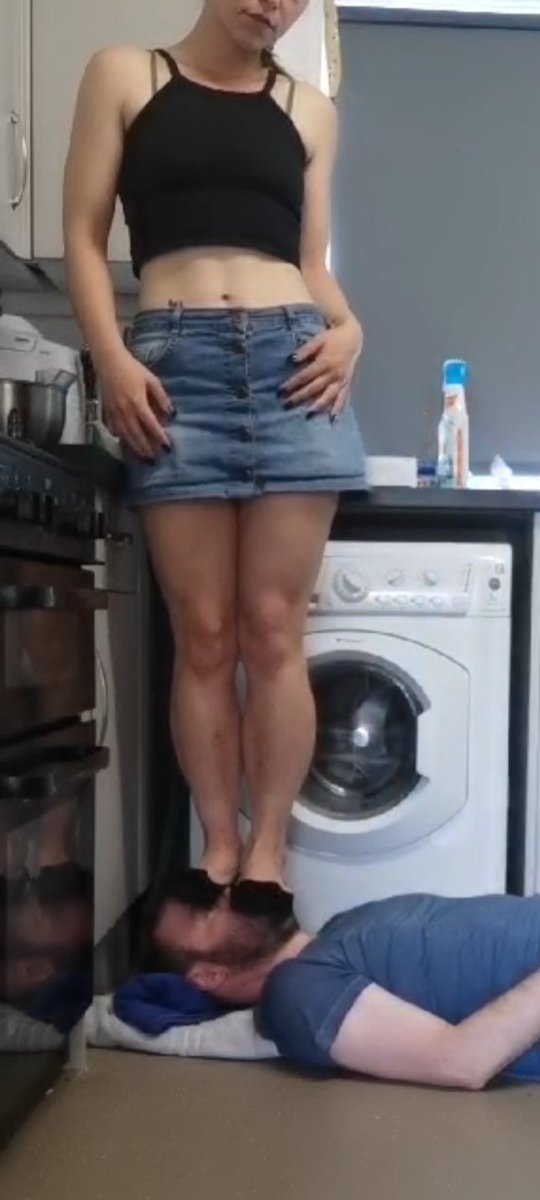 paymissjessi's tweet photo. Perfect, powerful and pretty too?! Can't blame you for being addicted to me. @6TheB_ under me, where he belongs #femdom #findom #facestanding #tramplefetish #lifestyledom #realgoddess #sellingcontent #feetworshi̇p #paypig https://t.co/67ygvCJQej