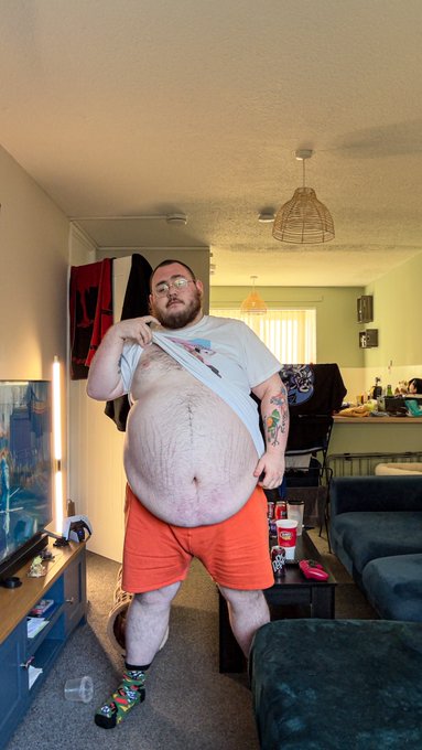 play_with_belly