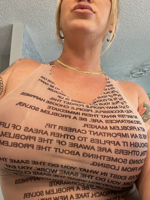 Xoxo https://t.co/sRGqT4DZYs<a href="/tag/mvsales"class="tags"><span>#mvsales</span></a>