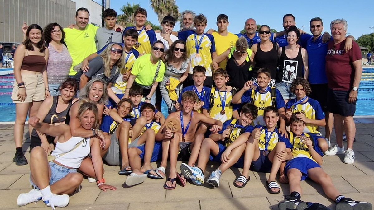 CNAB_oficial's tweet photo. 🥉 TERCERS D’ESPANYA 🥉

🤽‍♂️ L’infantil masculí de waterpolo guanya la medalla de bronze al Campionat d’Espanya https://t.co/eYuVUAJcv1