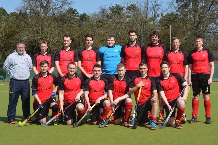 Men 's 1s Player, Assistant Coach Bursary Opportunities #Pitchero
aylesburyhc.com/news/men-s-1s-…