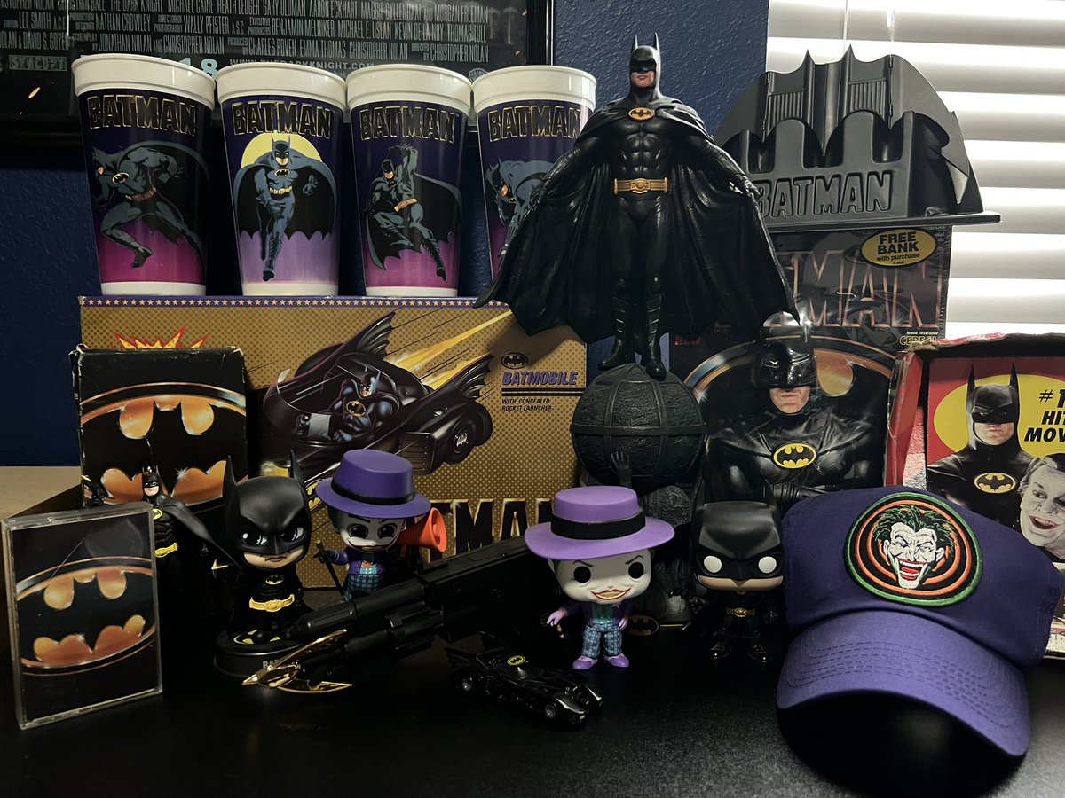 🎶These are a few of my favorite things🎶 Happy 35 years, #BATMAN 🎊🦇 #Batman89