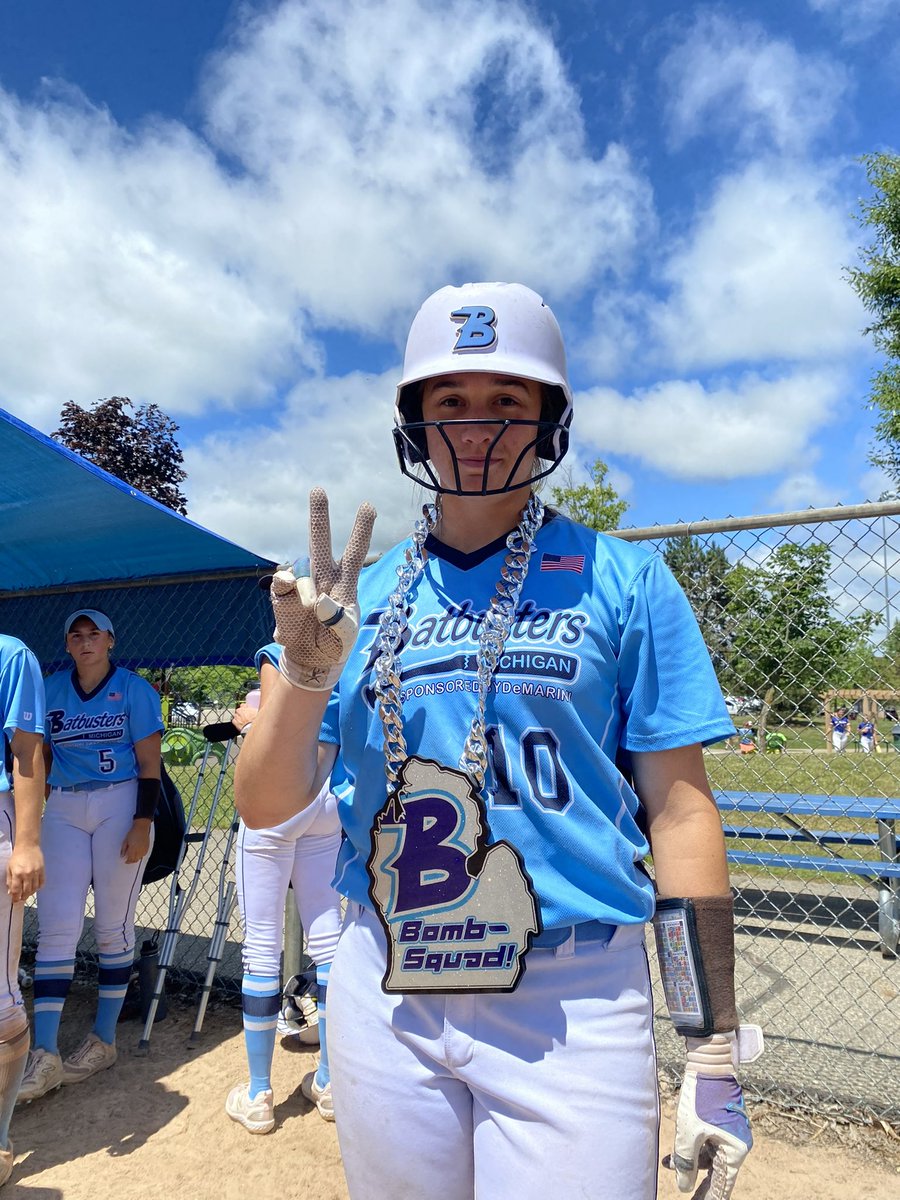 Another great run down at the USF in Novi! Lost to a tough T2 team in the semis to get knocked out! <a href="/Raeann_2006/">RaeAnn</a> with two big bombs and <a href="/AbbyKlaft/">Abby Klaft</a> with her first bomb of the season in the quarter finals! Excited to get back at it next weekend in Grand Blanc!