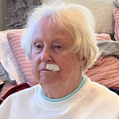 E_Ritchie's tweet photo. #NewProfilePic https://t.co/JiPxsg1nJu