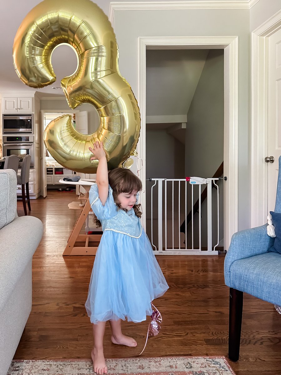 alysonbeata's tweet photo. Ending the weekend thankful for family and especially for B. Happy birthday, my girl. https://t.co/SAwF99R4z8
