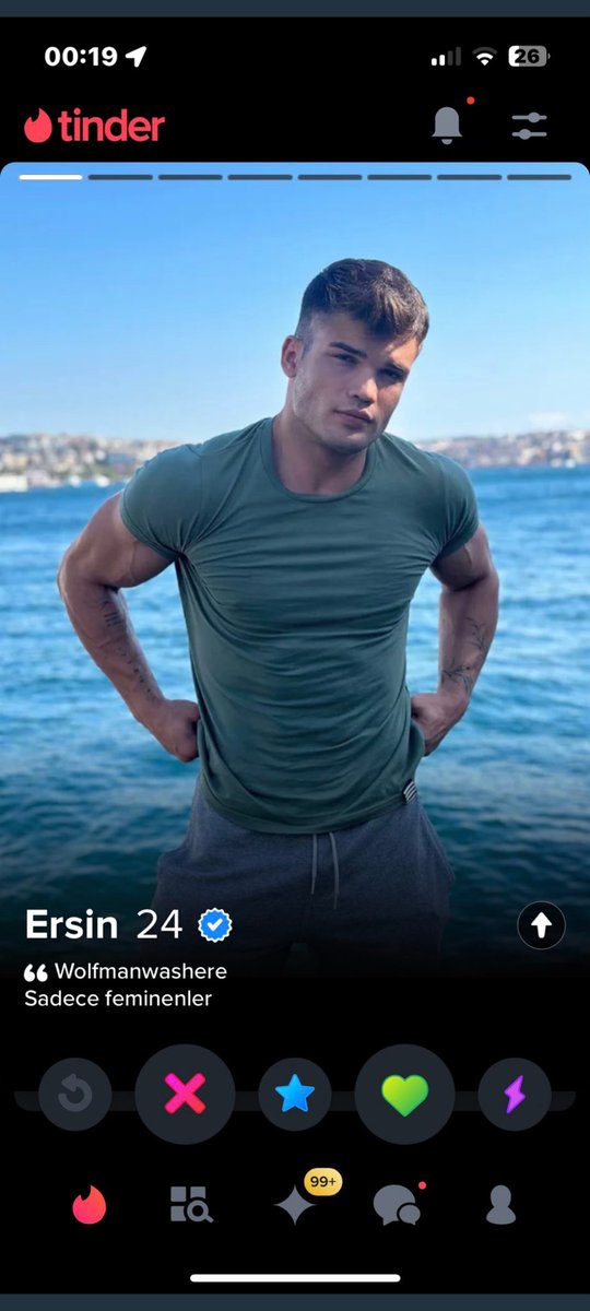 Ya kızlar bununla konuşuyorum da eli yüzü düzgün işi var evi falan var konuşması da baya samimi baba olmak istiyor da sizce bundan olur mu ben şahsen çok beğendim iyi bir insana da benziyor galiba ben buldum 🙈