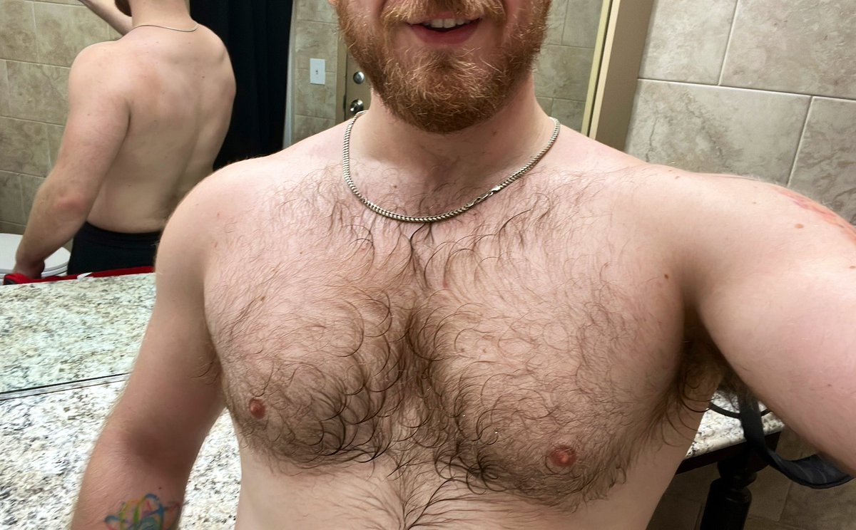 TopCuddlr's tweet image. Feeling 🥩
#beefy #sweaty #musk #hairy #beefcake #allthehashtags