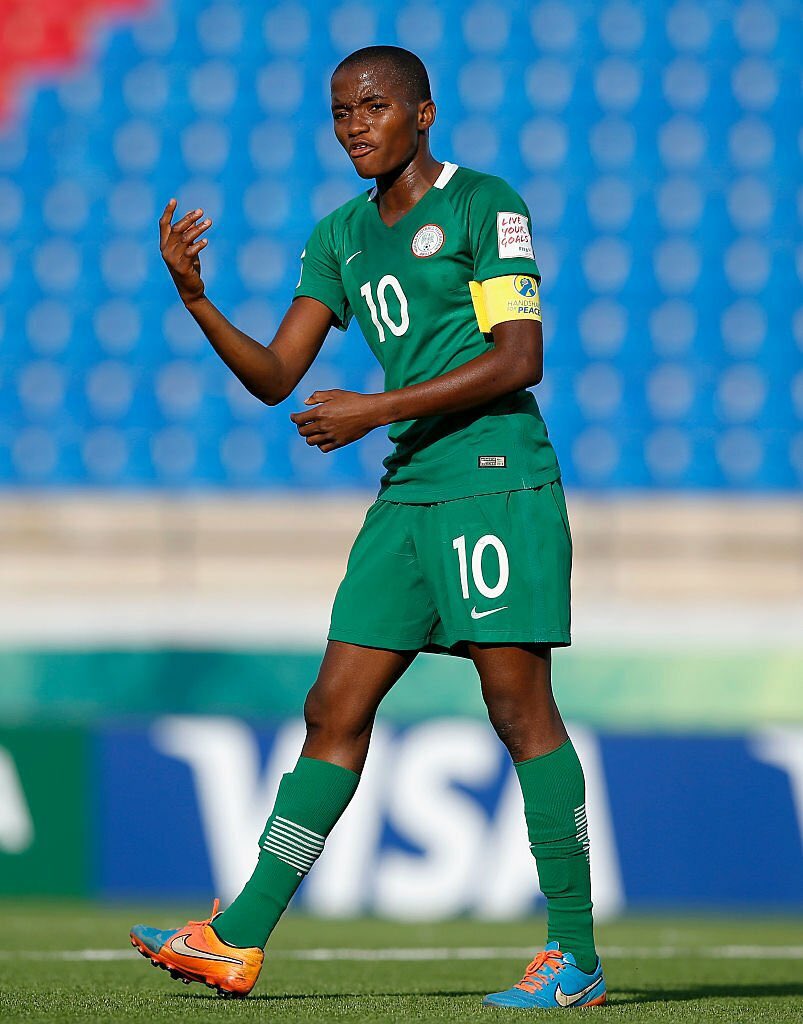 Guess who? Guess when?

Don’t forget to subscribe to our Substack for the full story of the Blue-haired girl before the hair became blue.

See you tomorrow?

fervora.substack.com