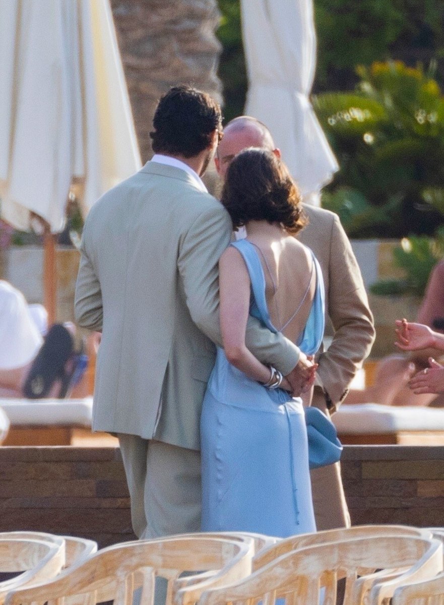 📷 | Hailee Steinfeld and Josh Allen at Kyle Allen’s wedding in Cabo.
