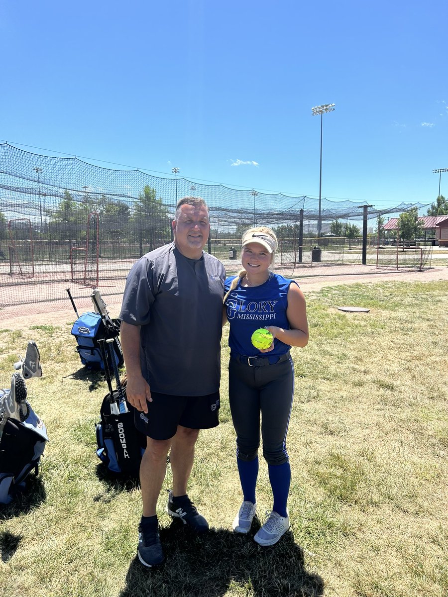 Kendall Harper goes deep this morning in a 7-1 win over the River City Outlaws! #ALLIN