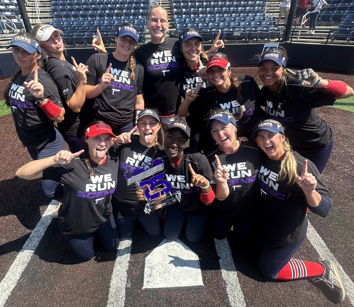 ConnectSports_'s tweet photo. Congratulations to our 2024 Top 25 Champion   16U Co-Champions  Louisville Sluggers Wathen &amp; Louisville Sluggers Huecker/Norwood   18U Champions Tampa Mustangs Seymour

@ladysluggersorg
@mustangsseymour

@tampamustangs
#T25 #ConnectSportsEvents #TheUltimateFaspitchExperience https://t.co/u4pLDTYMm8