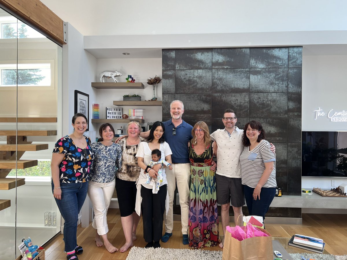 Massive congratulations to the newest #urogynecology grad <a href="/VDiPalma_MD/">Vanessa Di Palma MD</a> and fellowship director <a href="/Eckkish/">Erin Kelly MD</a>! Sad to lose this talented surgeon to <a href="/UCalgaryMed/">UCalgaryMedicine</a> 
What a bright future ahead! Lucky patients!
  
<a href="/UAlbertaOBGYN/">UAlberta OBGYN Residency</a> <a href="/SocietyPelvic/">Canadian Society for Pelvic Medicine</a> <a href="/cfloodurogyn/">Cathy Flood</a> <a href="/UofA_urogyn/">momoe_h</a> <a href="/JaneSchulz7/">Jane Schulz</a>