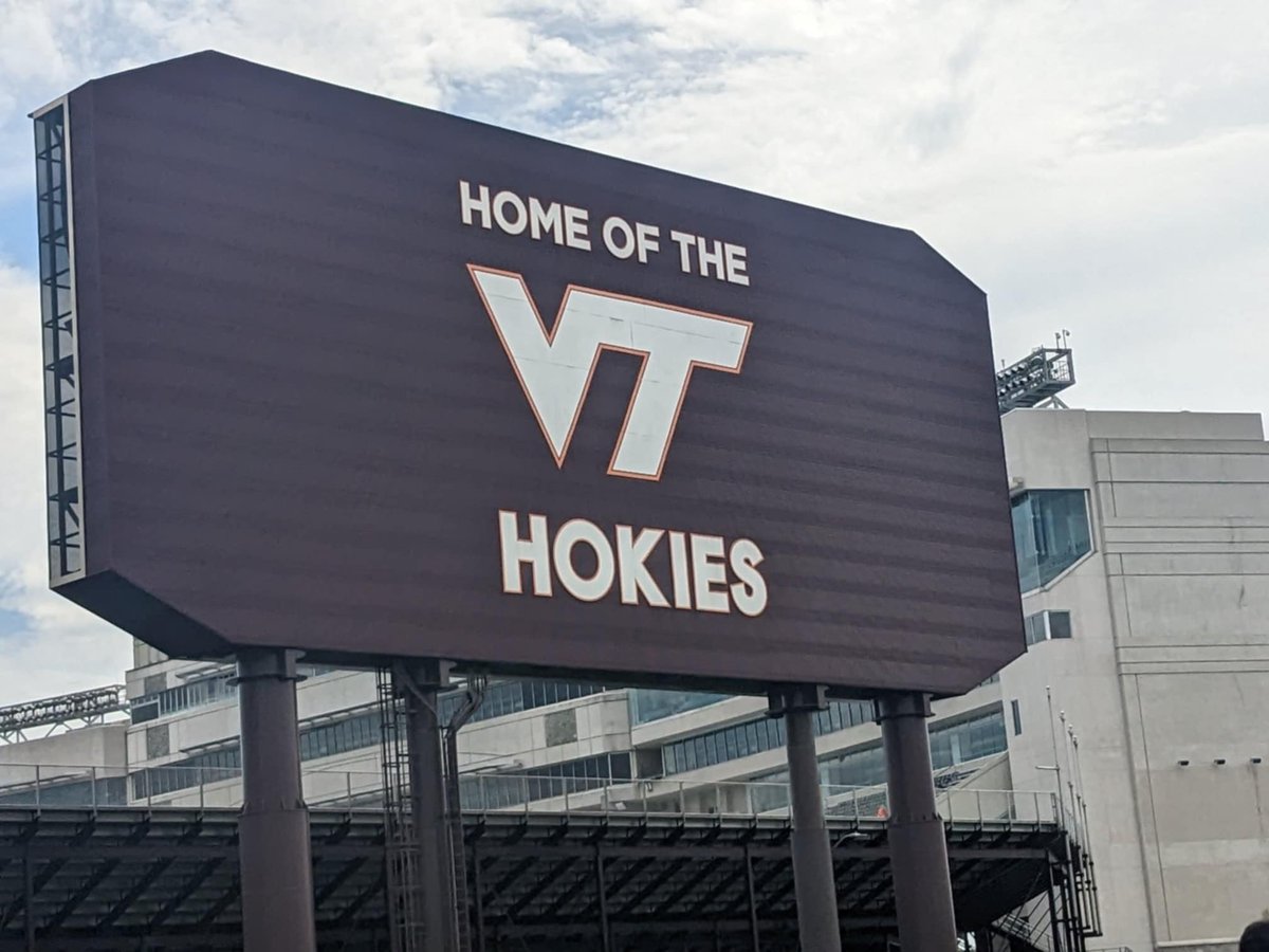 Troy_234 tweet media