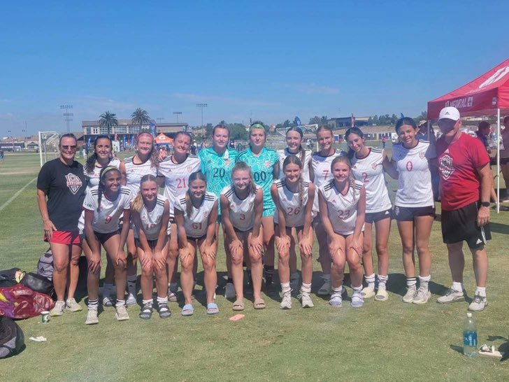 2007 GA finishes their season in Norco, CA with a 2-0-1 record at the Girls Academy Showcase #RepCentury