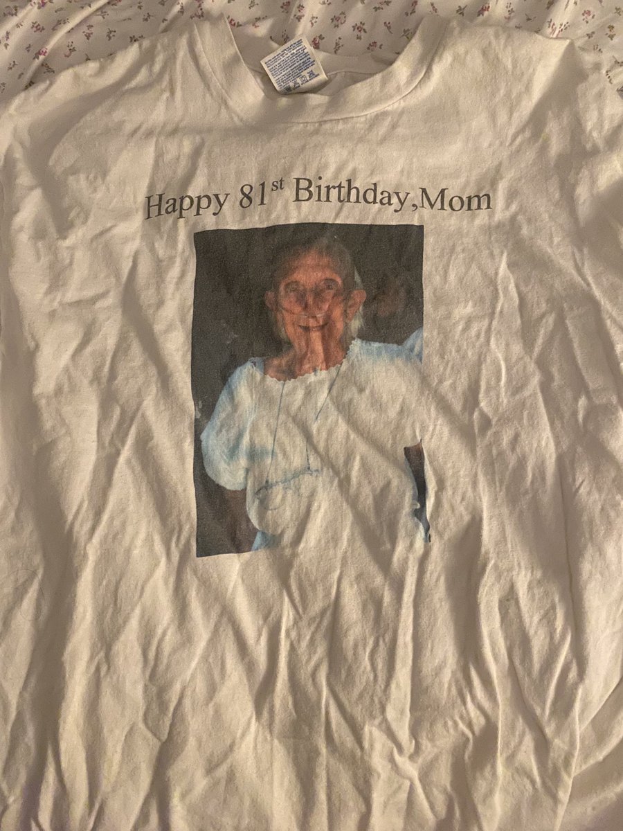 lizzygrantlv's tweet image. This shirt of random old woman that I found at the goodwill bins and now wear to bed