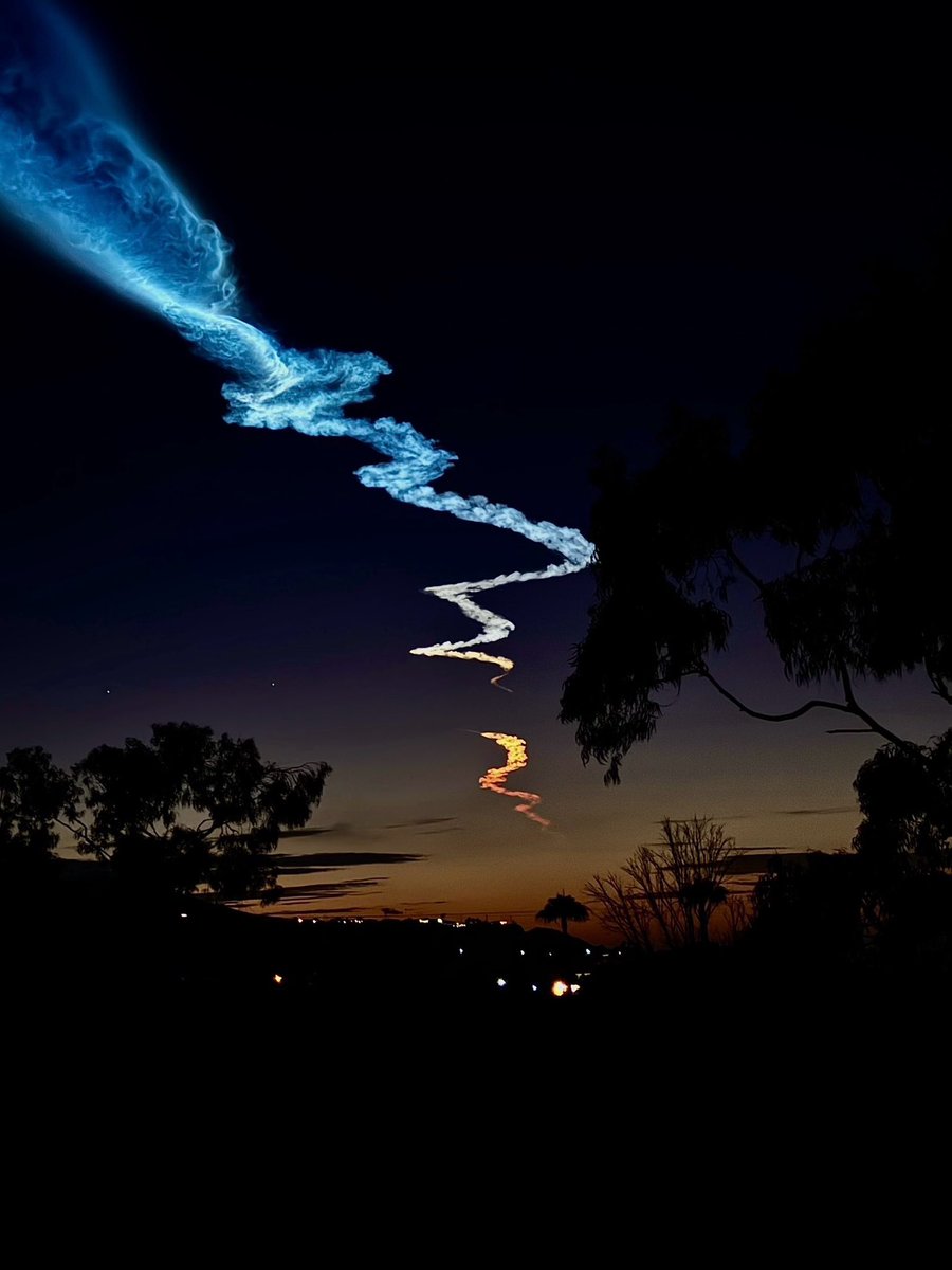 esthernavarrok's tweet photo. 🚀✨✨✨

#spacex #space https://t.co/5F7bofVNZq