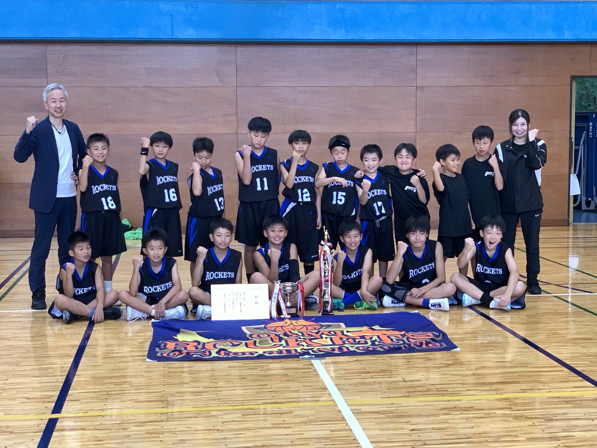 山武郡市ｽﾌﾟﾘﾝｸﾞｶｯﾌﾟ大会が行われ見事優勝する事が出来ました🏆
毎回試合前円陣を組んで絶対勝つぞと言うのですが昨日のそこだけはどこのﾁｰﾑより声が出てた気がします。
本気が伝わりました！
関係者の皆様に感謝申し上げます。
これからもどうぞ、宜しくお願い致します。