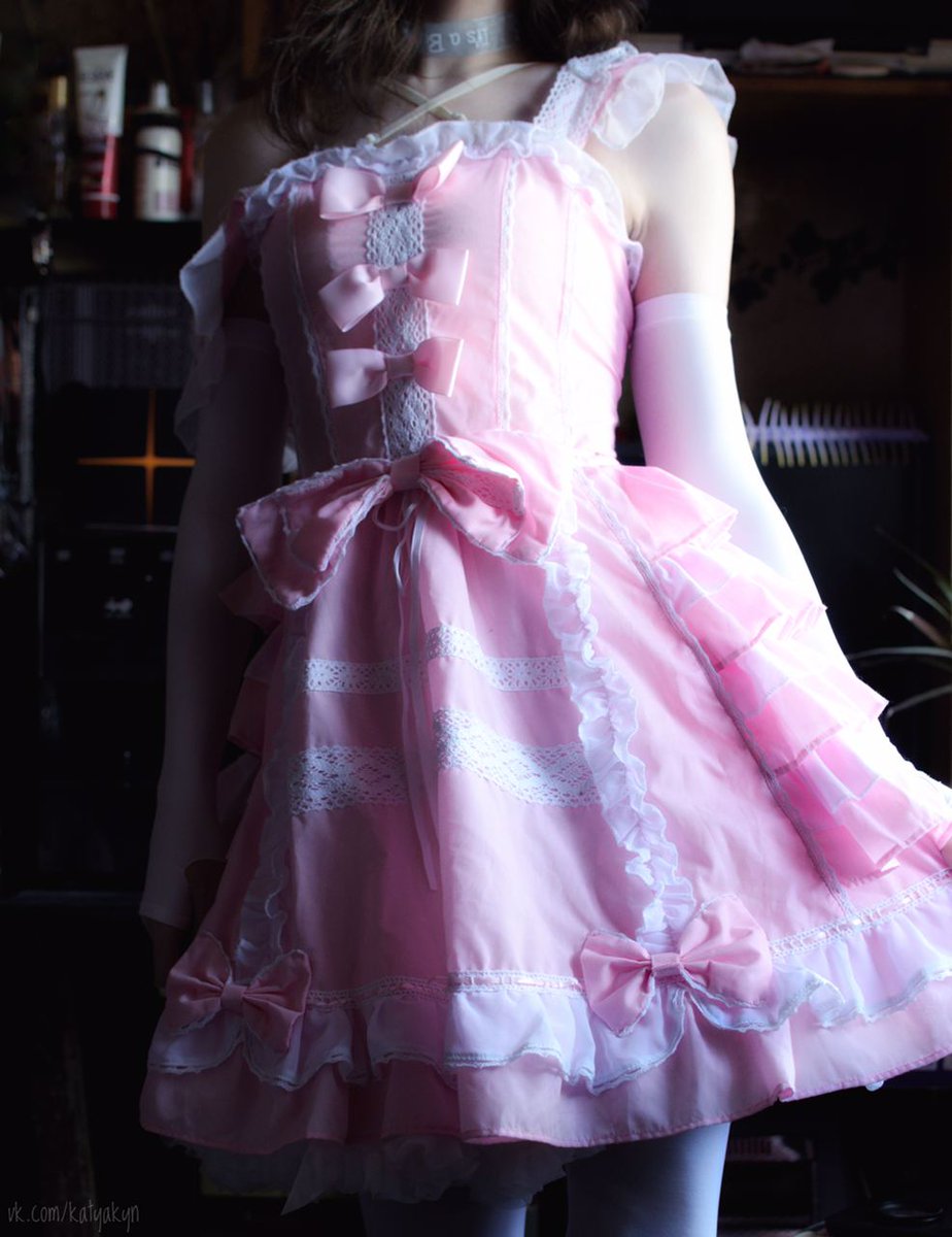 KatyaKyn's tweet photo. Pink or black?

#trap #transgender #TS #femboy https://t.co/jRre5b2aQc