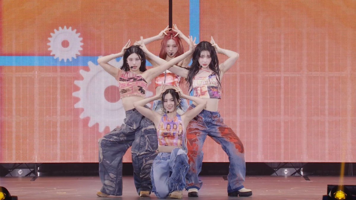 JYPEITZY_JP's tweet photo. ITZY JAPAN 3rd Single『Algorhythm 』
2024.5.15 Release

ITZY 「Algorhythm」Live Performance
🎬 https://t.co/MNPBHTmIEJ

#Algorhythm #ITZY_Algorhythm https://t.co/5qbInDnOsO