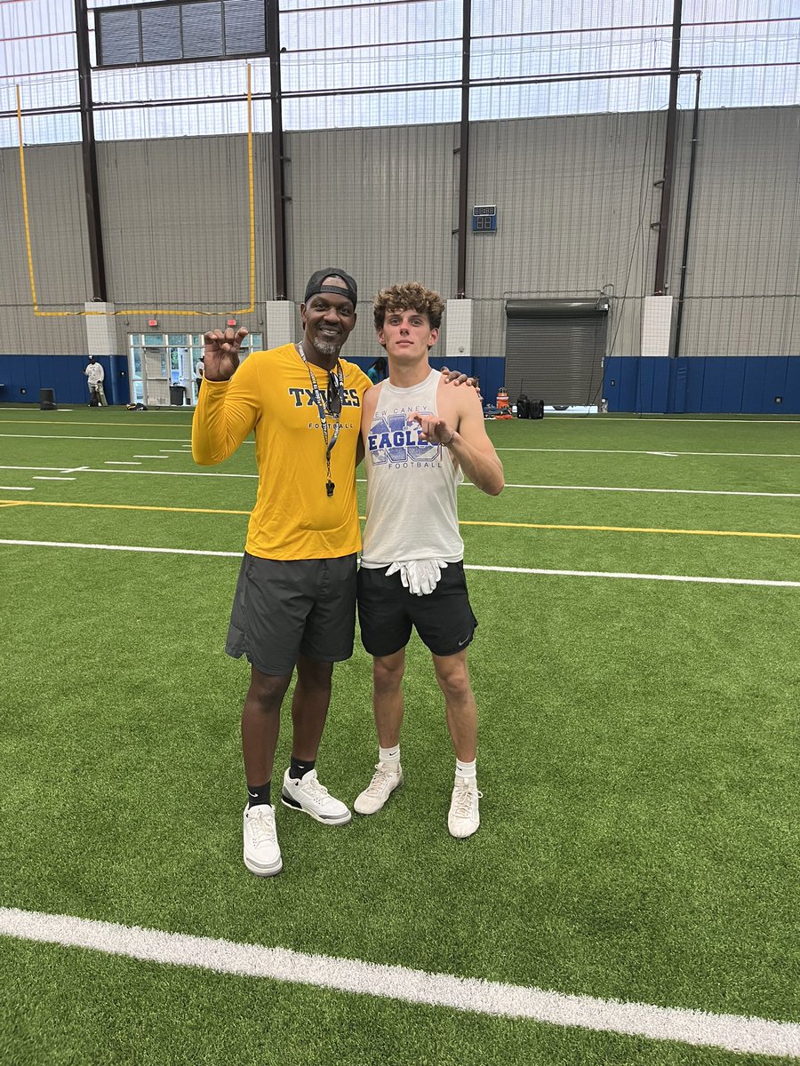 Ryan Baker (@ryan25baker) on Twitter photo #AGTG After a camp and great conversation with <a href="/CoachHouston32/">Keith Houston</a> and <a href="/fedoras_rule/">Michael Rosas</a> I am blessed to receive my first offer from Texas Wesleyan University!!! Go rams!!!
<a href="/NCEagleFootball/">New Caney HS Football</a> <a href="/DonnieBaggs_/">#HCville</a> <a href="/Coach_GLee_TC/">Coach George Lee M.Ed</a> <a href="/TxWesFootball/">TxWes Football</a> <a href="/Coach_FJohnson/">Fran Johnson</a> <a href="/Coach_RGlover/">Ryan Glover</a> #AGTG After a camp and great conversation with <a href="/CoachHouston32/">Keith Houston</a> and <a href="/fedoras_rule/">Michael Rosas</a> I am blessed to receive my first offer from Texas Wesleyan University!!! Go rams!!!
<a href="/NCEagleFootball/">New Caney HS Football</a> <a href="/DonnieBaggs_/">#HCville</a> <a href="/Coach_GLee_TC/">Coach George Lee M.Ed</a> <a href="/TxWesFootball/">TxWes Football</a> <a href="/Coach_FJohnson/">Fran Johnson</a> <a href="/Coach_RGlover/">Ryan Glover</a>