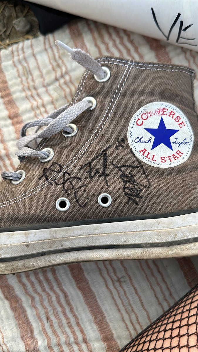 four chord was pretty sick! 🤘