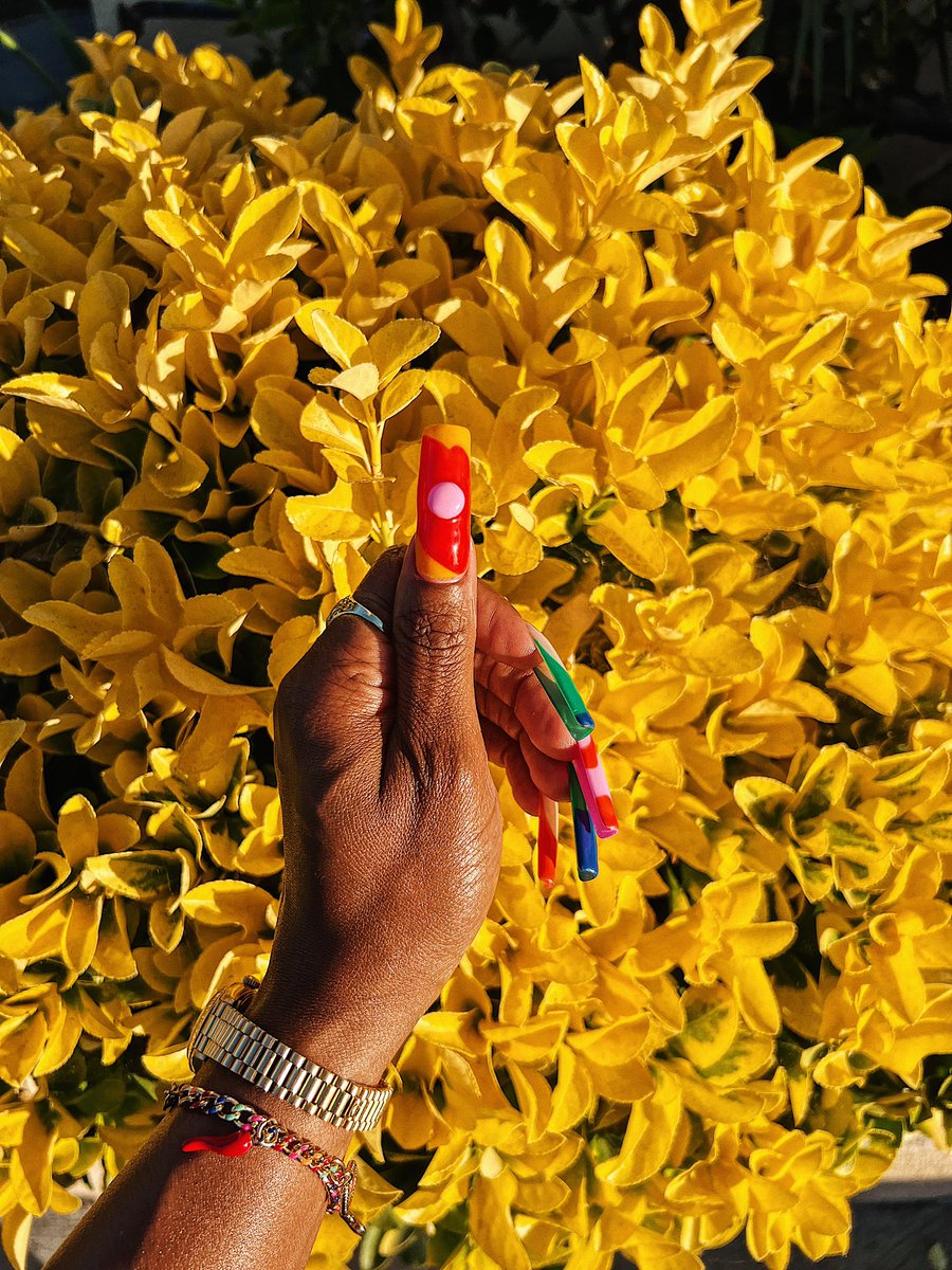 SoLaciLike's tweet image. My friends are right... I should've started creating the design for my nail sets a long time ago. 😍 💅🏾 I love this set so much 🥰