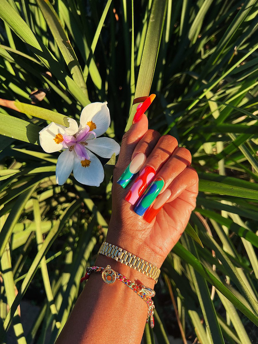 SoLaciLike's tweet image. My friends are right... I should've started creating the design for my nail sets a long time ago. 😍 💅🏾 I love this set so much 🥰