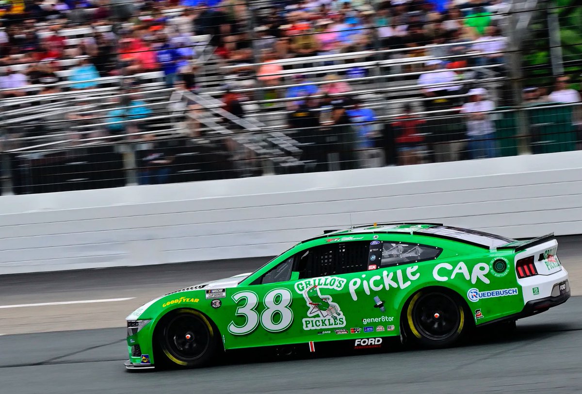 TreyRyan99's tweet photo. Todd Gilliland has scored his 7th consecutive top 20 finish (5 were top 15s)

This is now the longest run of top 20 finishes EVER scored by a Front Row Motorsports driver.

It is also tied for the 3rd longest streak of ANYONE in the Cup Series right now. https://t.co/8VE8rbfVXZ